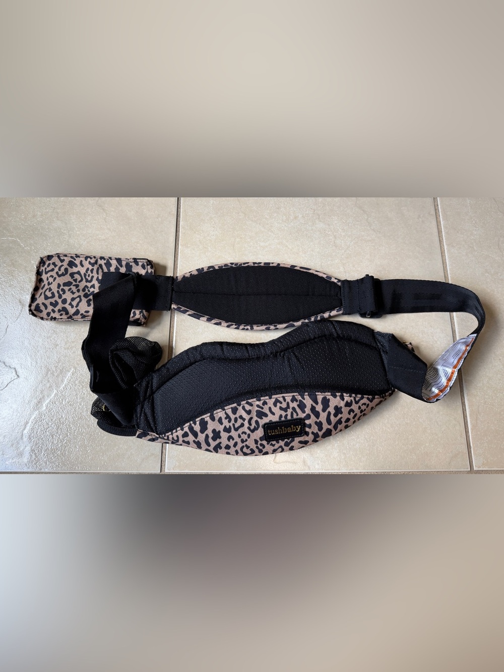 Tush Baby Hip Carrier Infant Toddler Seat Waist Band Leopard Print